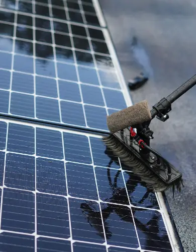 Cleaning of a PV solar panel